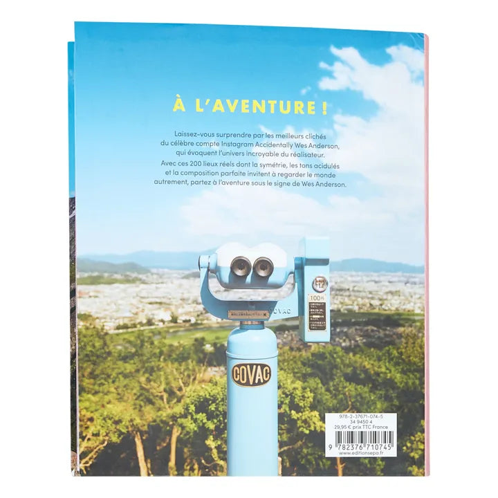 Book Accidentally Wes Anderson