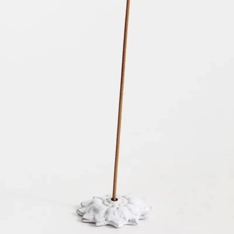 Astier de Villatte Emilie Ceramic Incense Holder – Handmade floral-shaped ceramic incense holder with milky white glaze, made in France