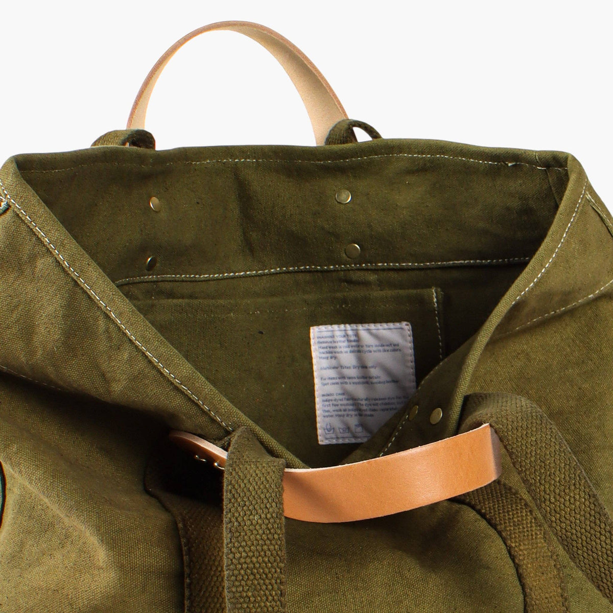 Bag Small East West Tote | Olive