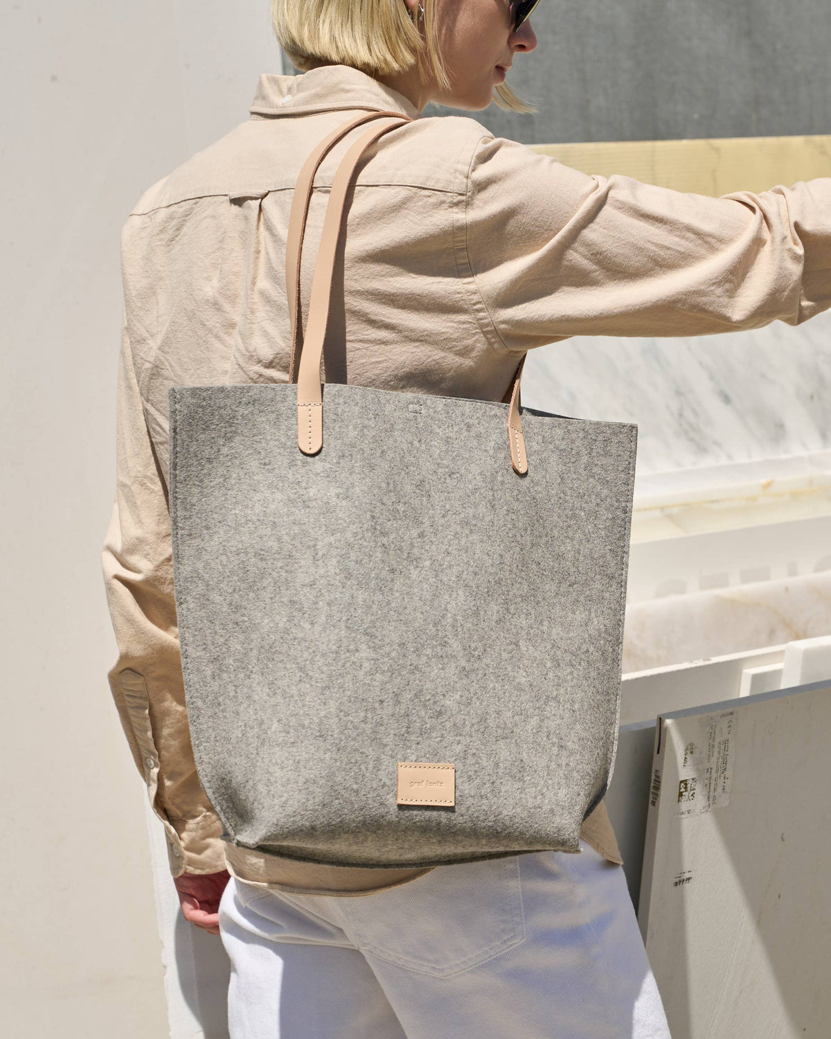 Hana Merino Wool Tote in Granite
