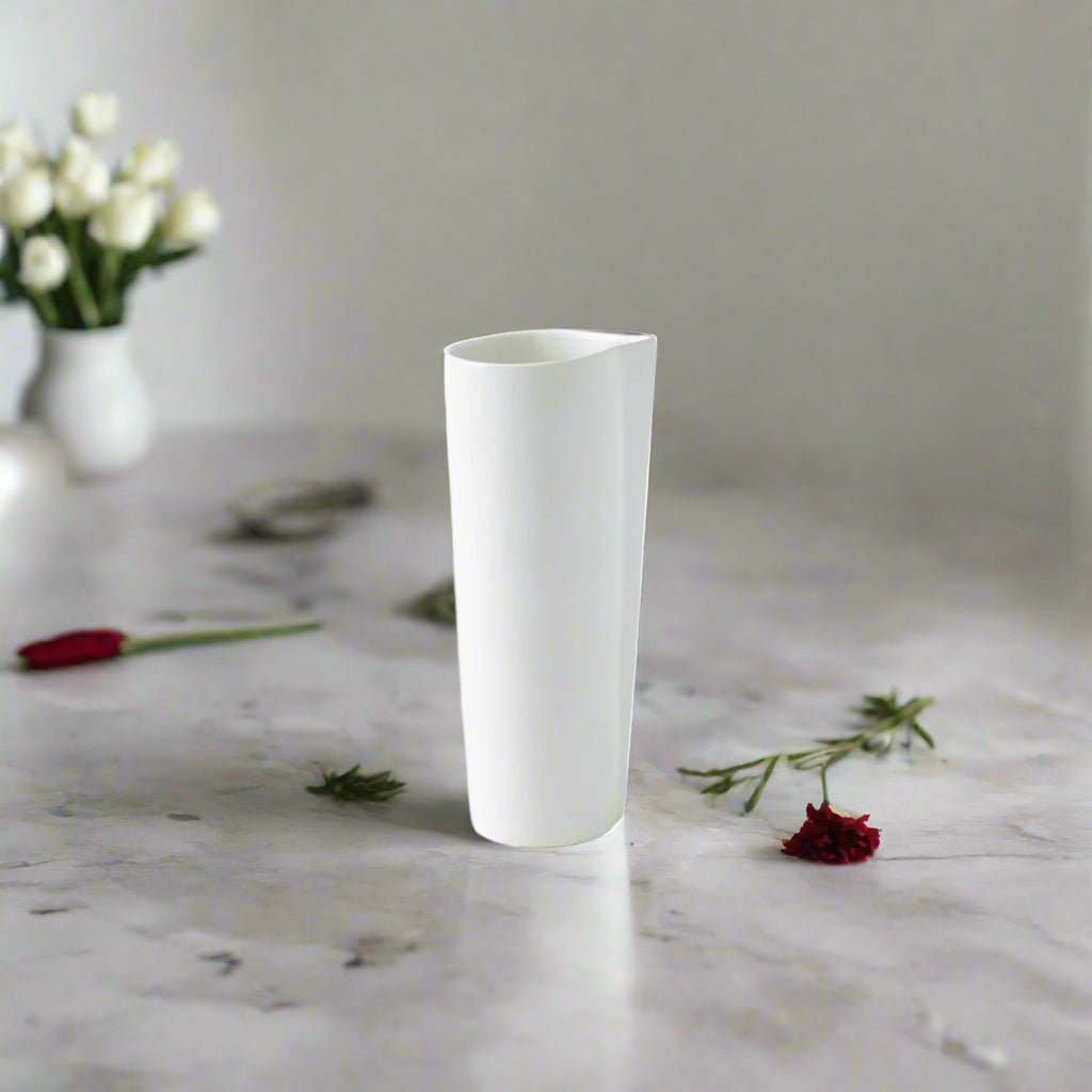 Vase Silhouette No 4 Milk