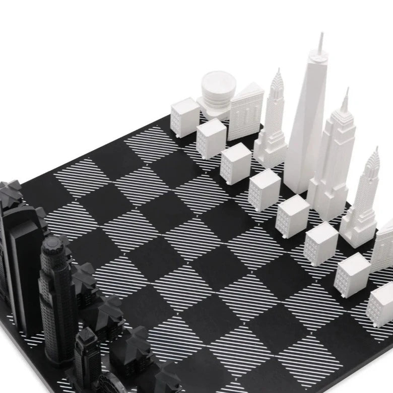 New York vs Los Angeles Chess Set