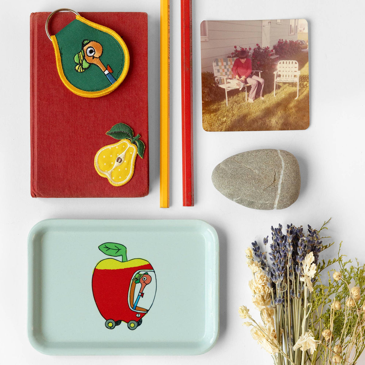 3P4 x Richard Scarry® - Apple Car Vintage Tray