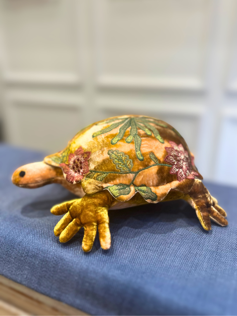Turtle Bouquet Shaded Yellow Velvet