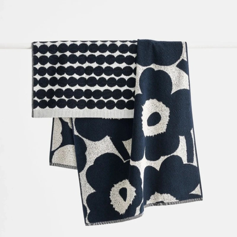 Navy Unikko Bath Towel