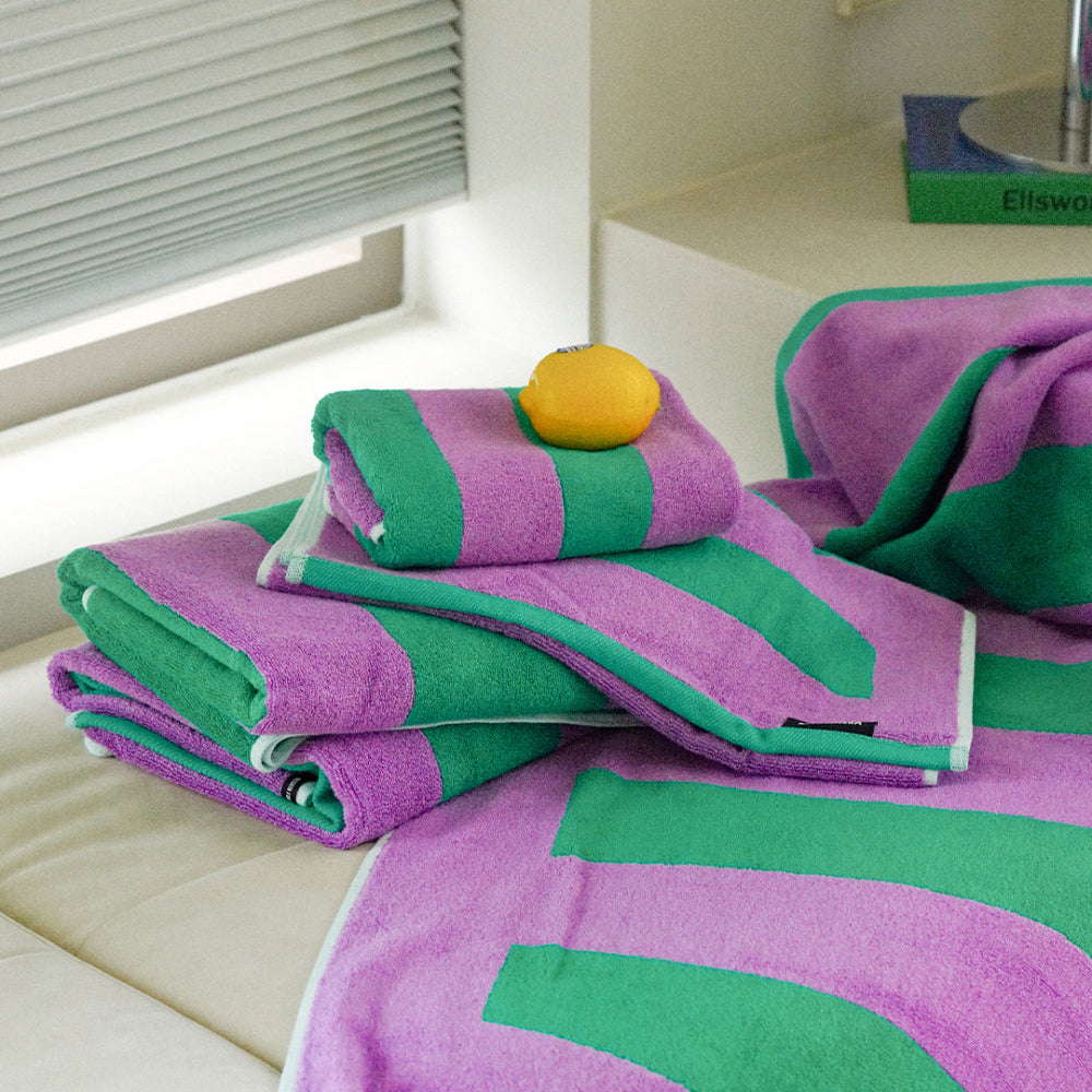 Dawn Bath Towel / Misty