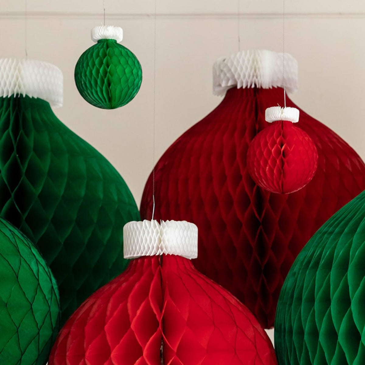 Classic Green Ornament (Set of 3)