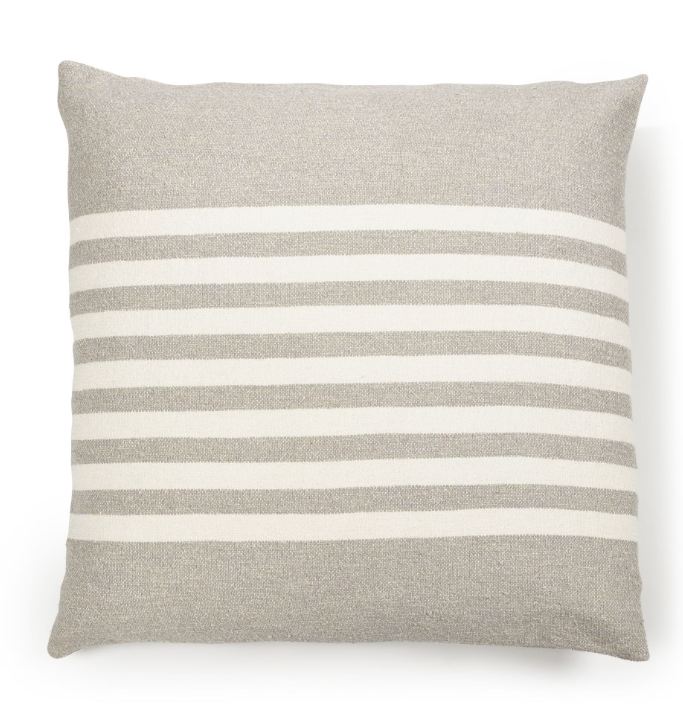 Pillow 25x25