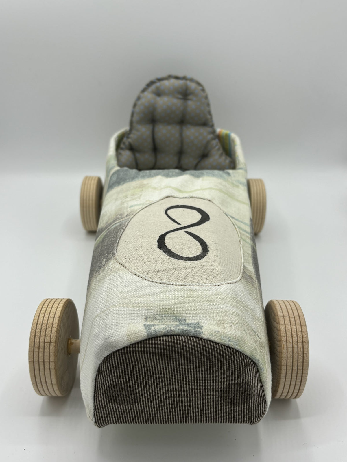 Race Car V-8 Batik