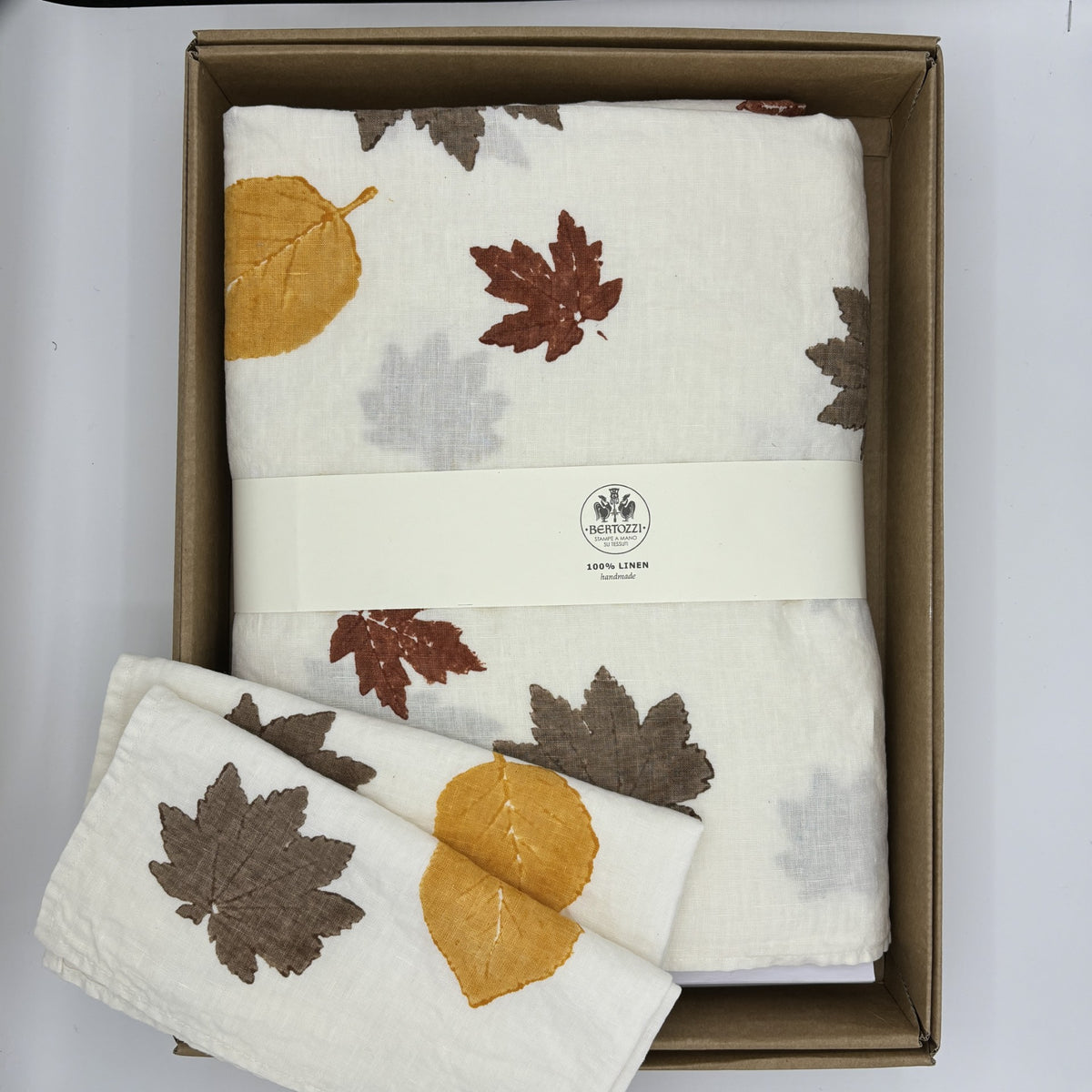 Table Linen Foliage: Browns